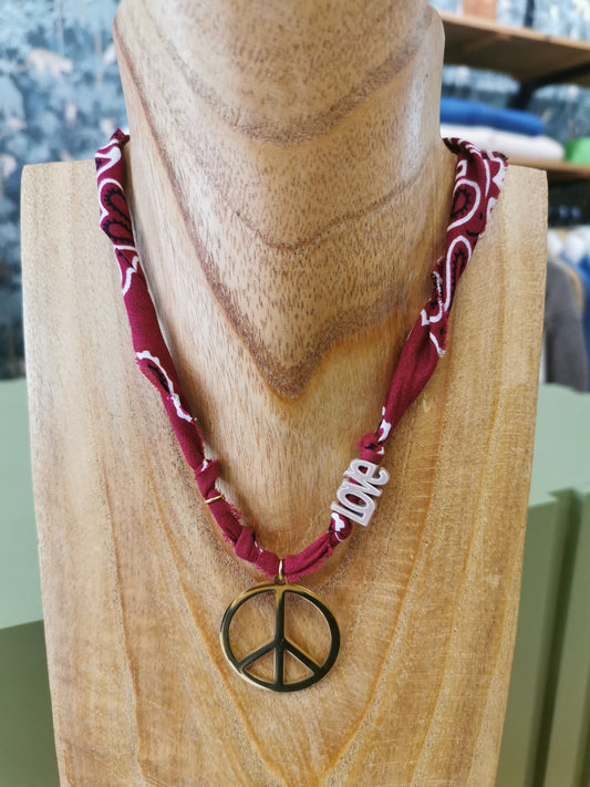 Collier BANDANA BORDEAUX