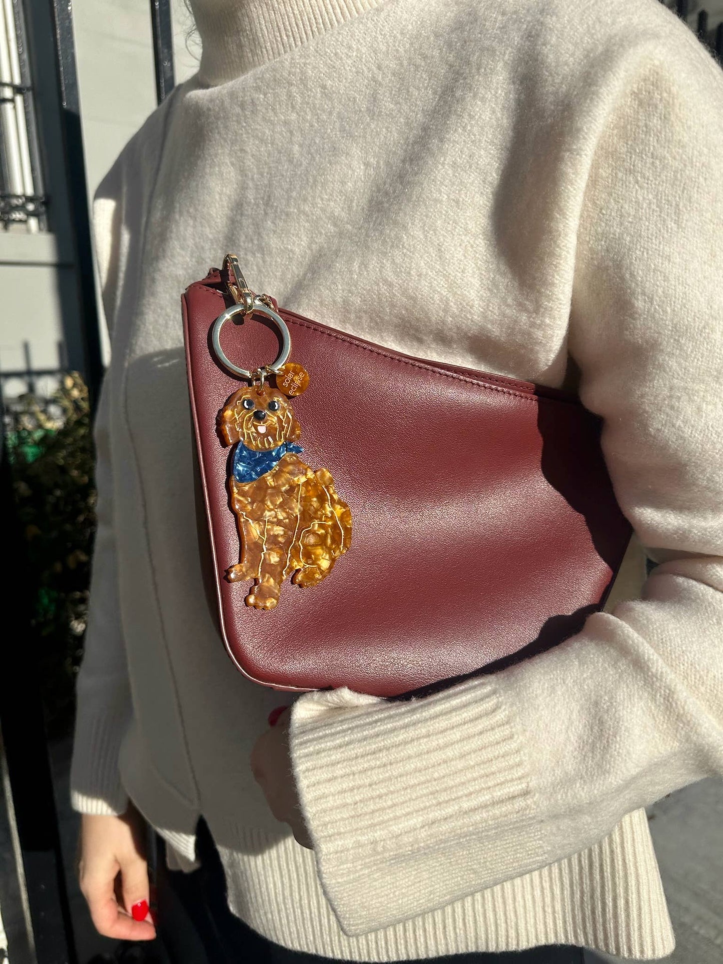 Porte-clés + Charme de sac Goldendoodle | Solar Eclipse