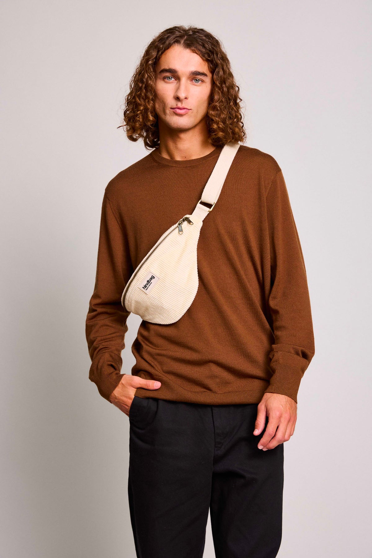 Sac banane VELOURS BEIGE - Olivia