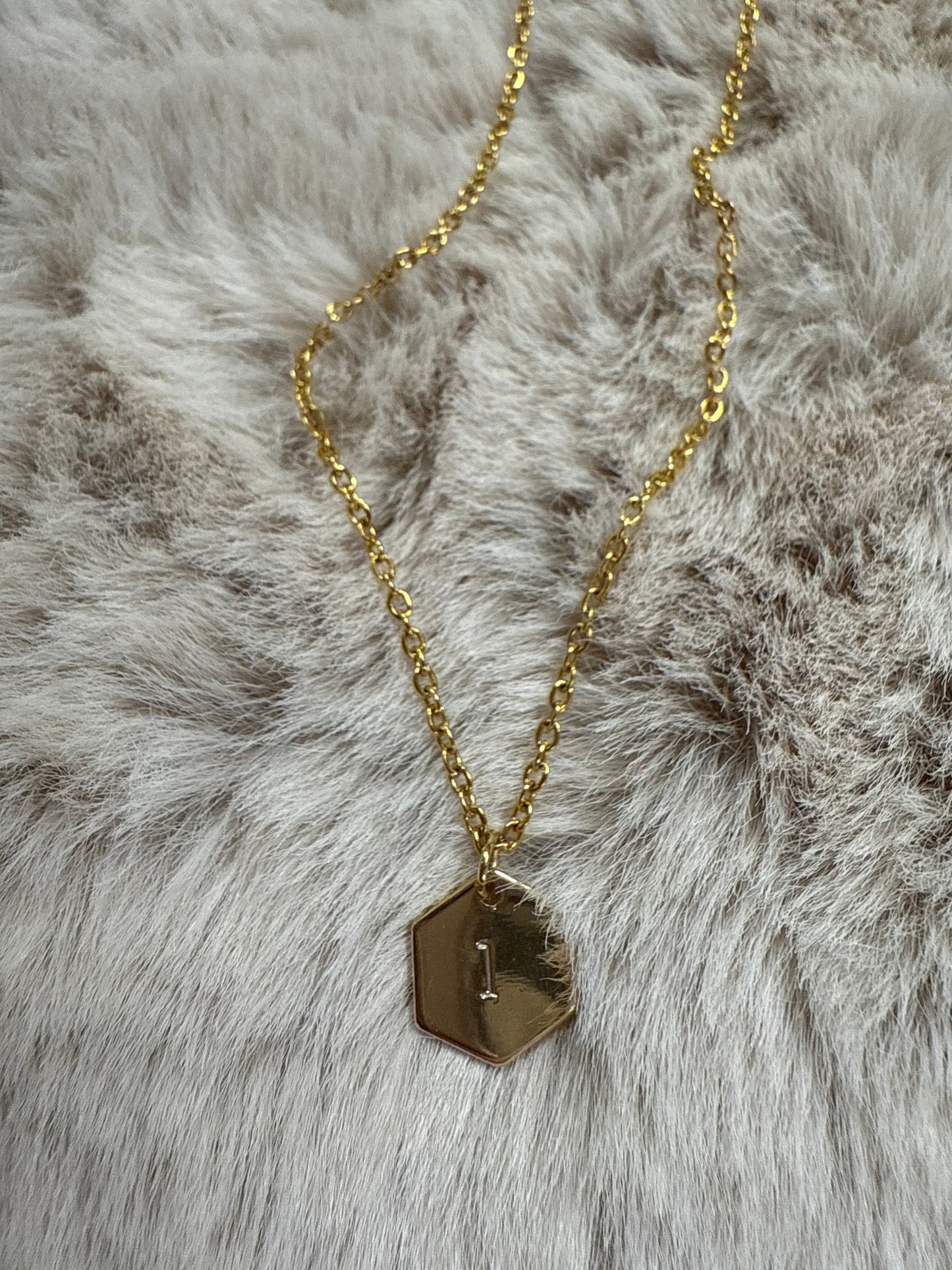 Bijou à personnaliser - poinçonnage
