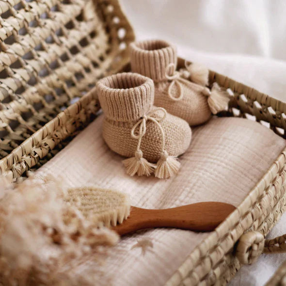 Chaussons BEIGE + pochon brodé