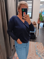 Charger l&#39;image dans la galerie, Pull NAVY - Molly
