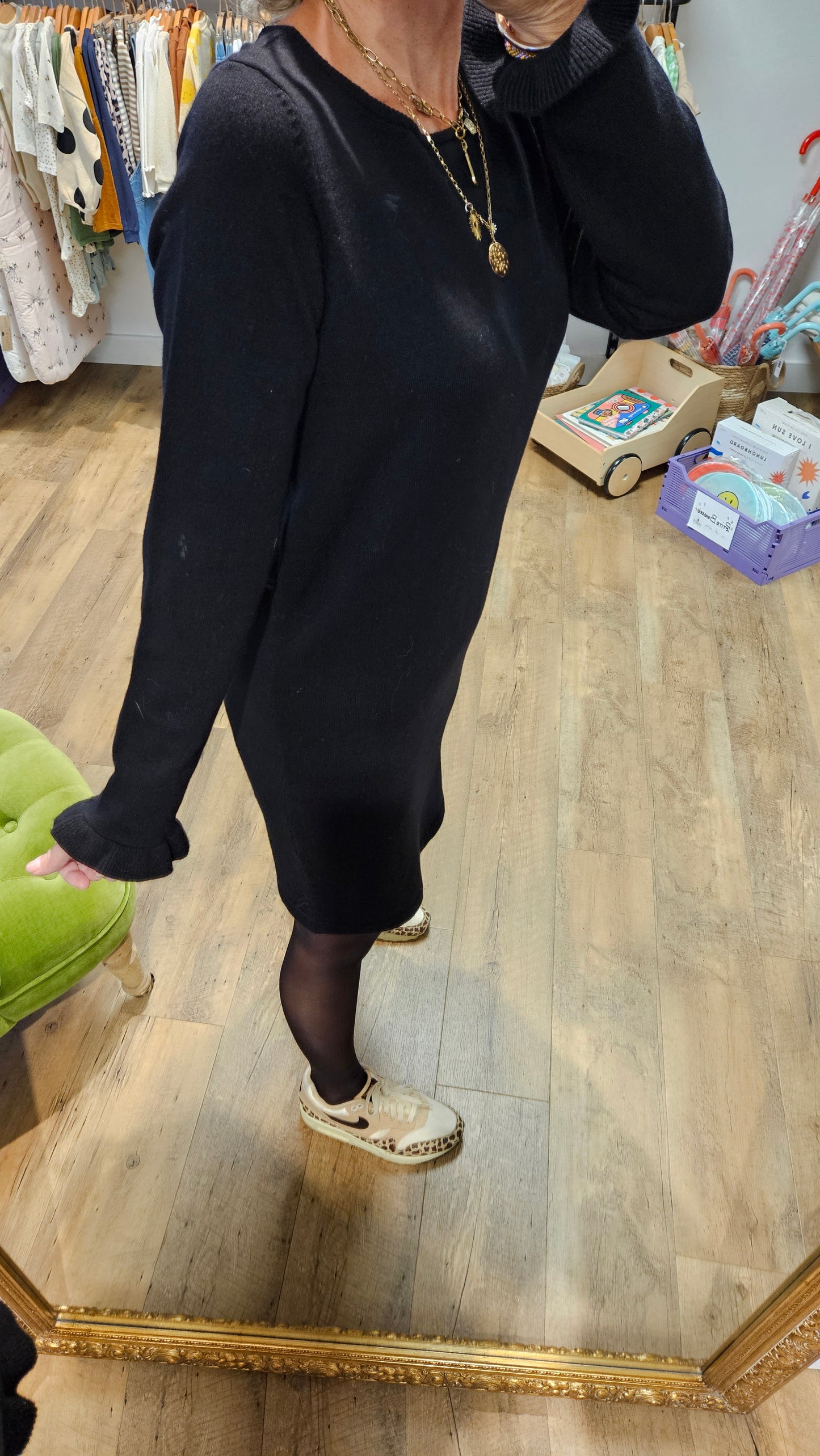 Robe BLACK - Ihvirelle