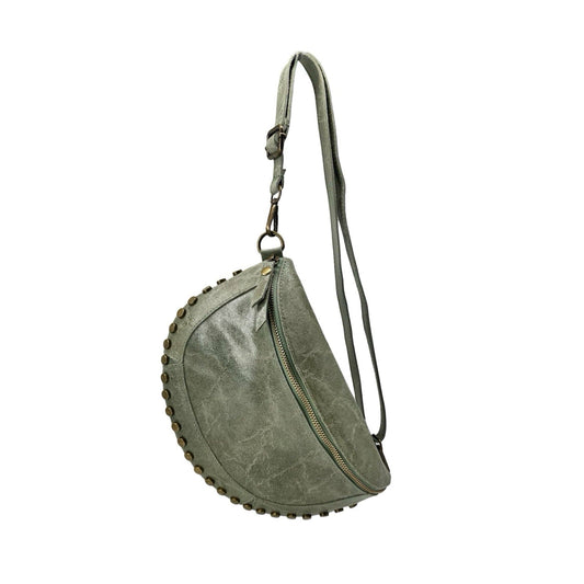 SAC BANANE CUIR BROSSE CLOUTE: VERT