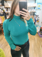 Charger l&#39;image dans la galerie, Pull QUETZAL GREEN - Ihmafa
