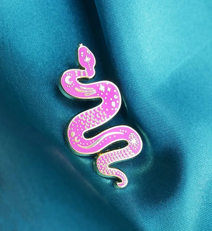 Pin's - Serpent Rose